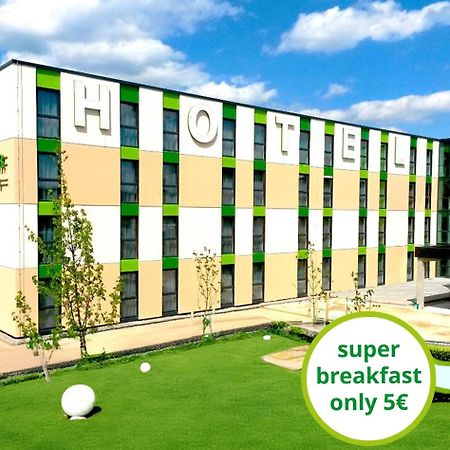 Green Deer Bavarian Hotel Лангенбрук Екстериор снимка